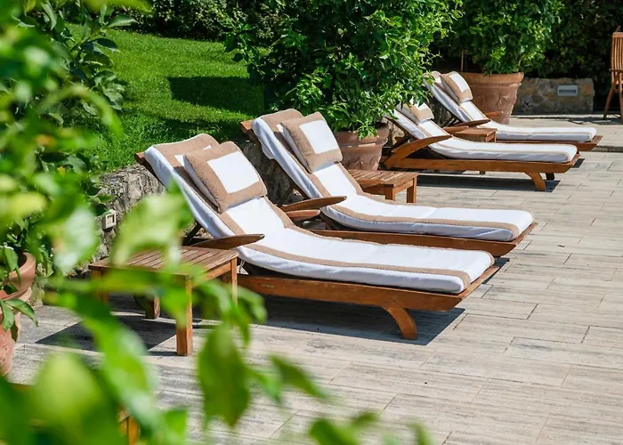 Eden Dei Marmi With Private Infinity Pool Villa